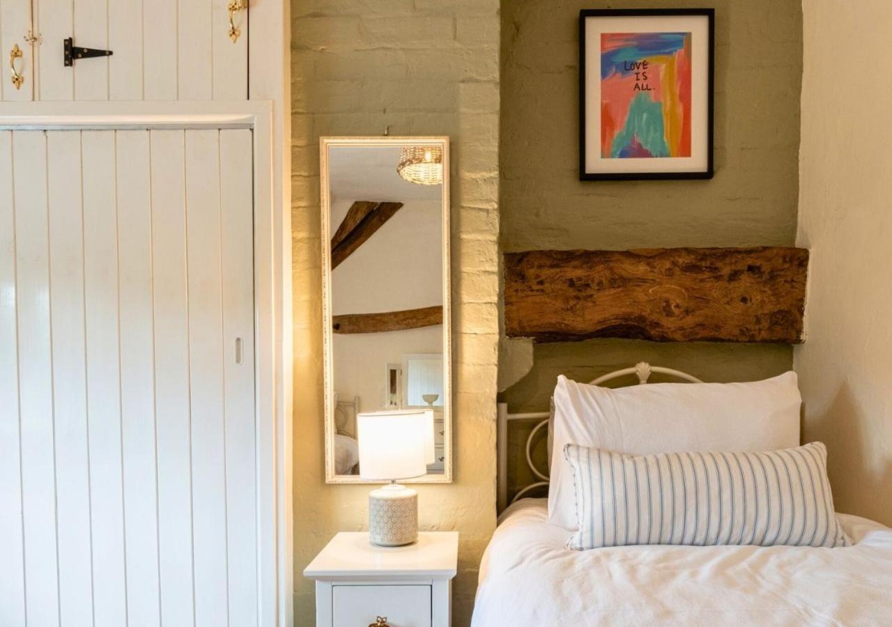 Clifford Chambers - Cosy 2 Bedroom Cottage! Shottery Bagian luar foto